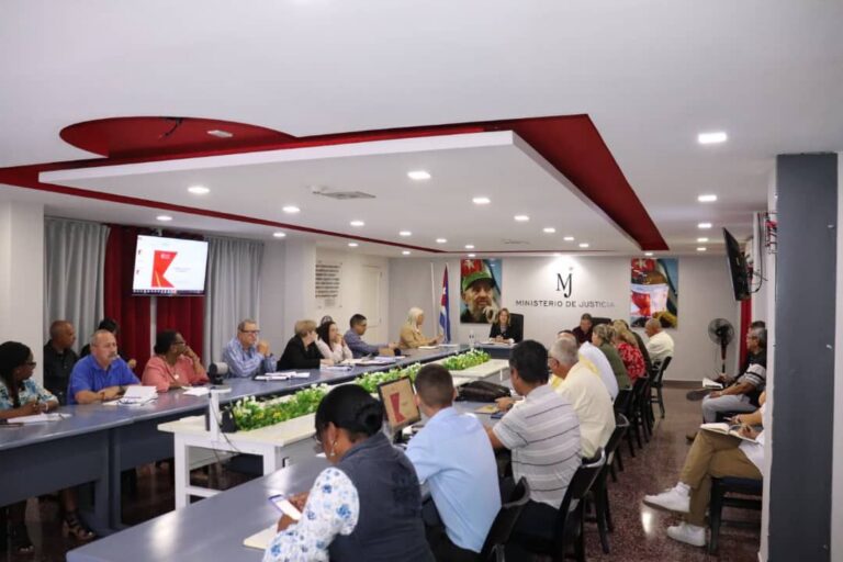 Se expresó la necesidad de seguir avanzando en la labor preventiva y de enfrentamiento a las drogas